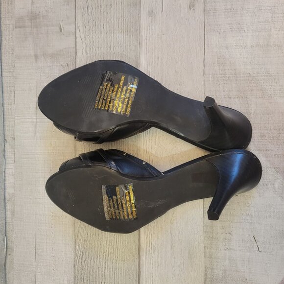 Black Quilted High Heel Sandals With Gold Chain Decoration & Studs Size 8 - Picture 7 of 7